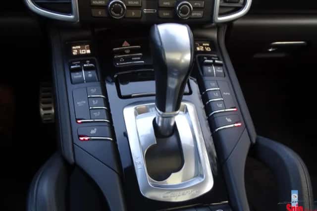 Porsche Cayenne (2012) thumbnail 6