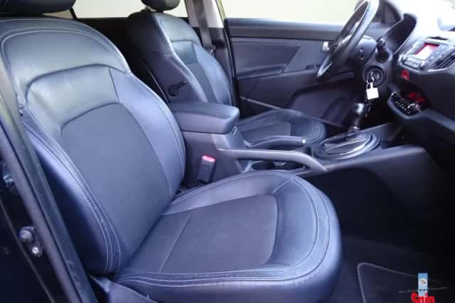 Kia Sportage (2011) thumbnail 5