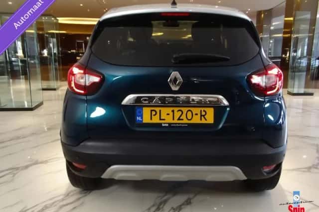 Renault Captur (2017) thumbnail 2