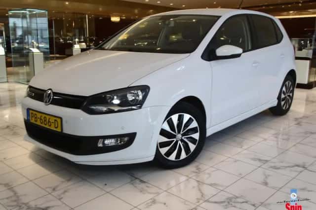 Volkswagen Polo (2017) thumbnail 1