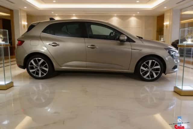 Renault Mégane (2016) thumbnail 4