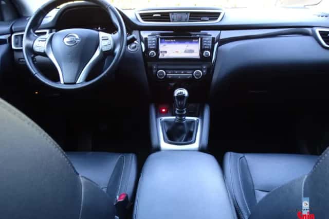 Nissan Qashqai (2014) thumbnail 3