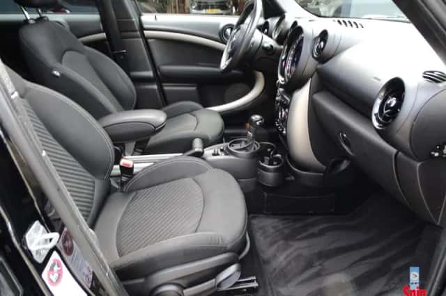 MINI Countryman (2014) thumbnail 6