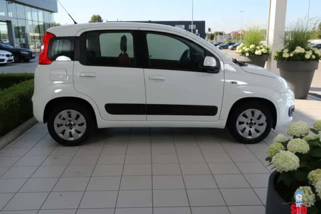 Fiat Panda (2017) thumbnail 4