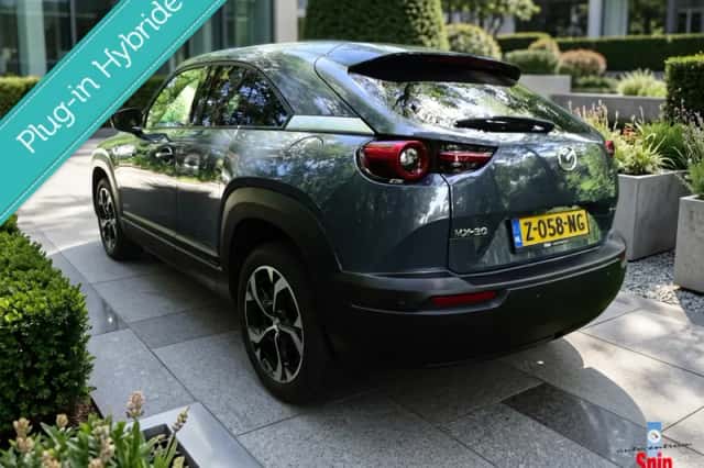 Mazda MX-30 (2024) thumbnail 2