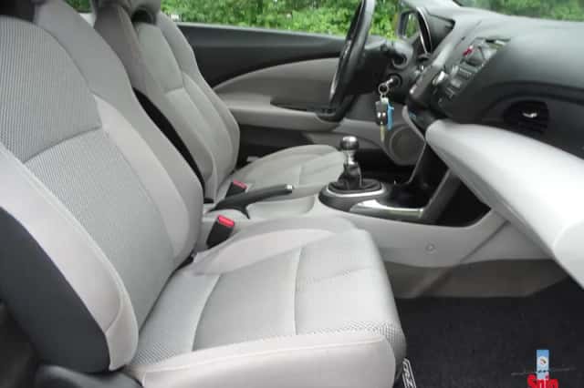 Honda CR-Z (2013) thumbnail 5
