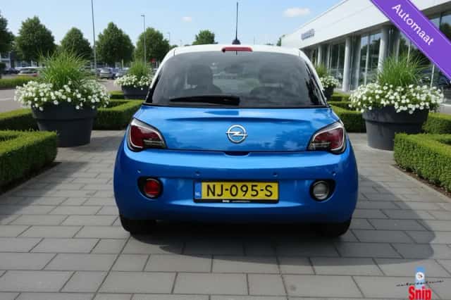 Opel Adam (2017) thumbnail 2