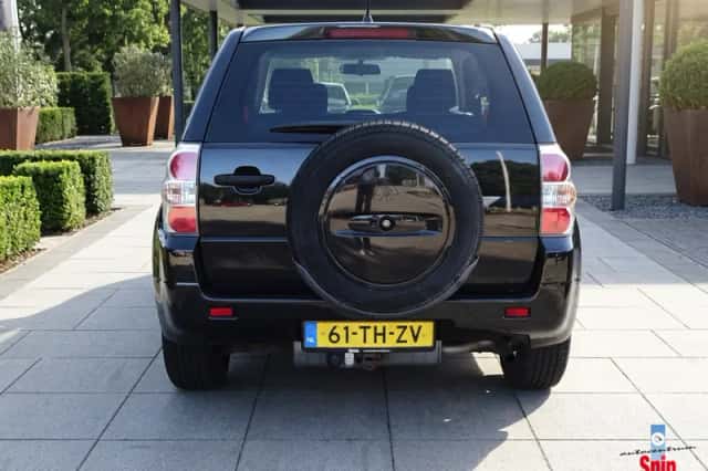 Suzuki Grand Vitara (2006) thumbnail 2