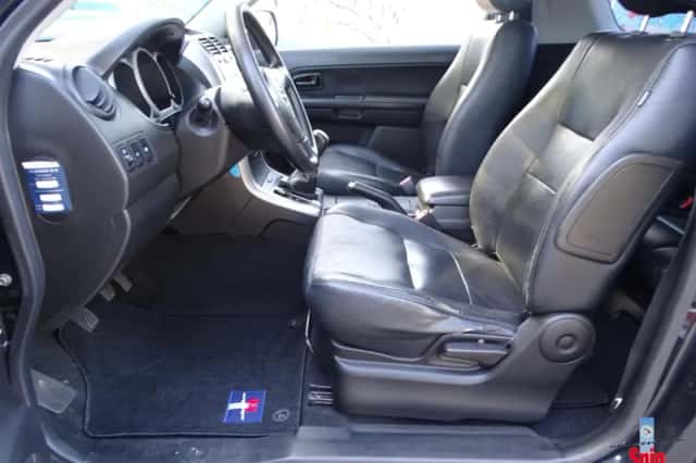 Suzuki Grand Vitara (2006) thumbnail 3