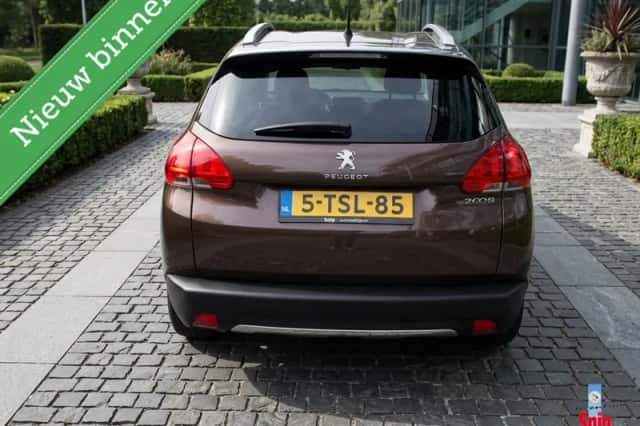 Peugeot 2008 (2014) thumbnail 2
