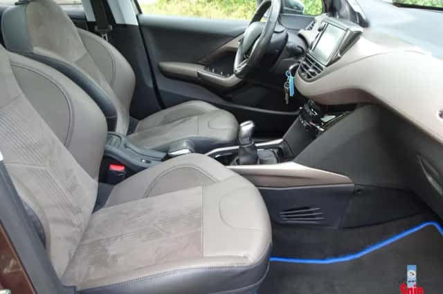 Peugeot 2008 (2014) thumbnail 5