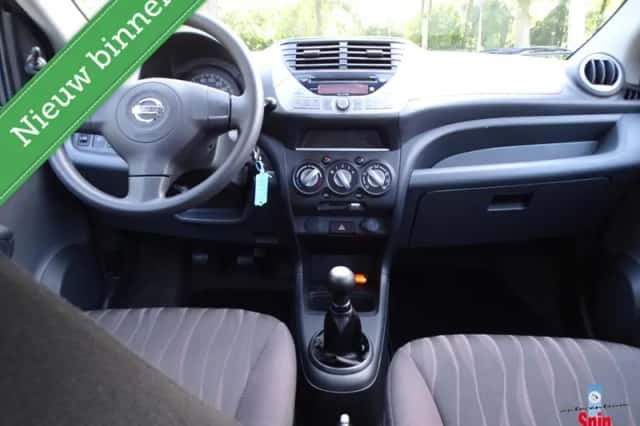 Nissan Pixo (2012) thumbnail 3