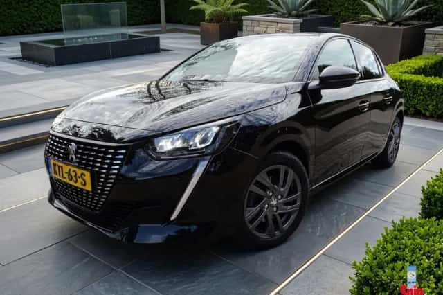 Peugeot 208 (2021) thumbnail 1