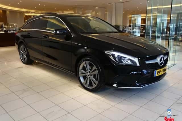 Mercedes-Benz CLA-Klasse (2018) thumbnail 1