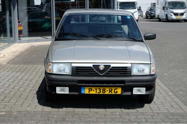 Alfa Romeo 33 (1988) thumbnail 3