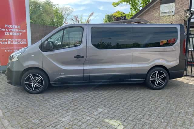 Renault Trafic (2018) thumbnail 4