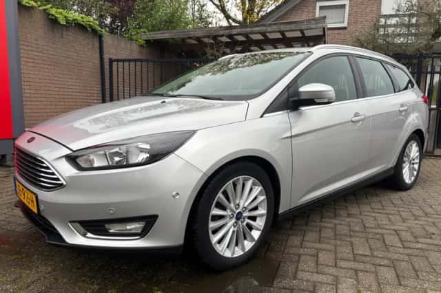 Ford Focus (2016) thumbnail 1