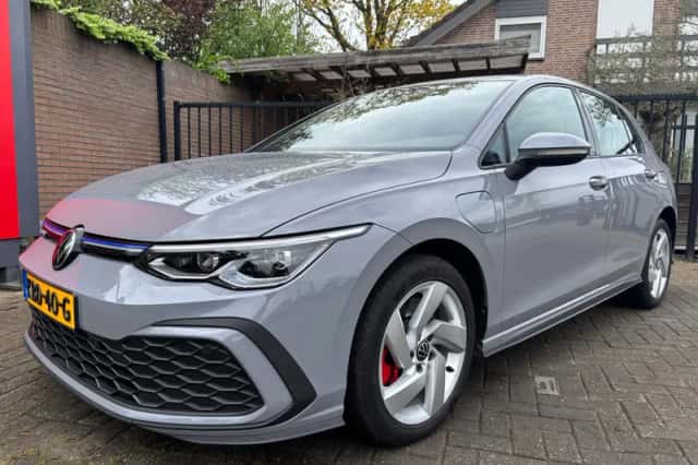 Volkswagen Golf (2022) thumbnail 1