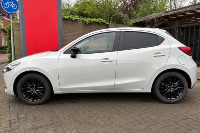 Mazda 2 (2022) thumbnail 3