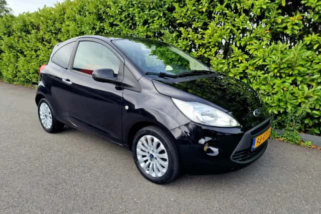 Ford Ka (2011) thumbnail 2