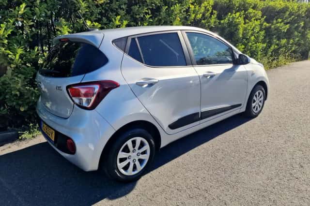 Hyundai i10 (2018) thumbnail 3