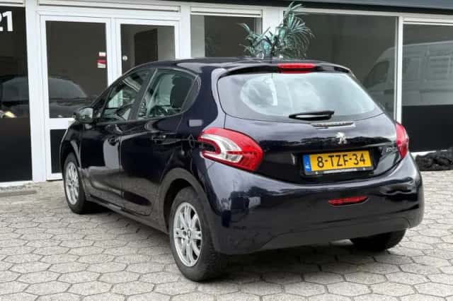 Peugeot 208 (2014) thumbnail 4