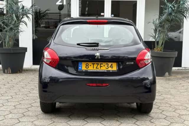 Peugeot 208 (2014) thumbnail 5