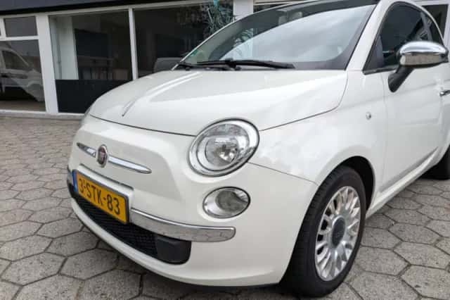 Fiat 500 (2013) thumbnail 2