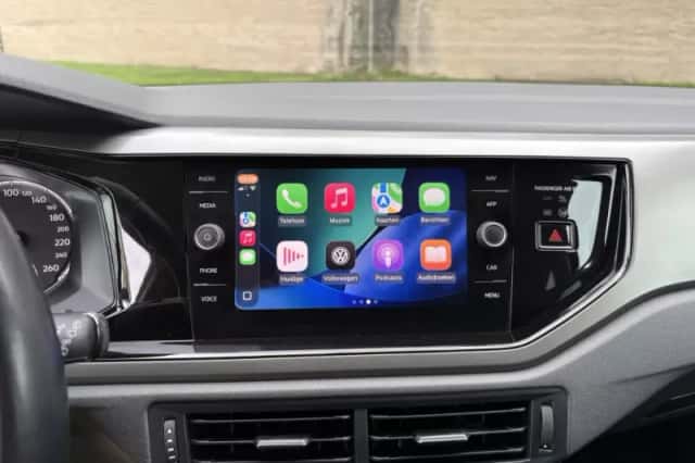 Volkswagen Polo (2019) thumbnail 2