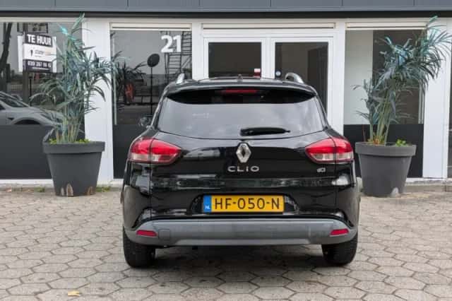 Renault Clio (2015) thumbnail 5