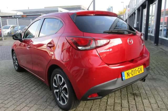 Mazda 2 (2015) thumbnail 6