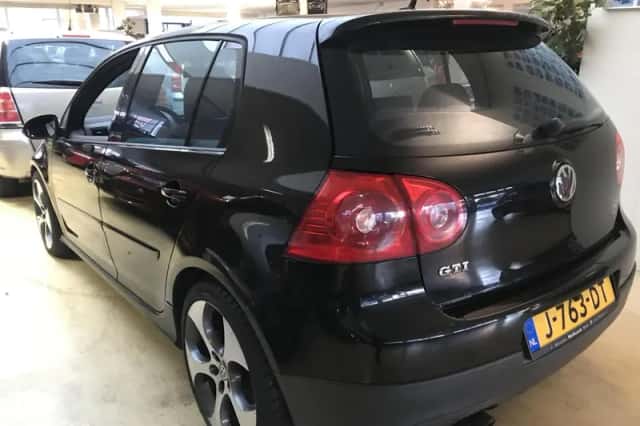Volkswagen Golf (2005) thumbnail 4