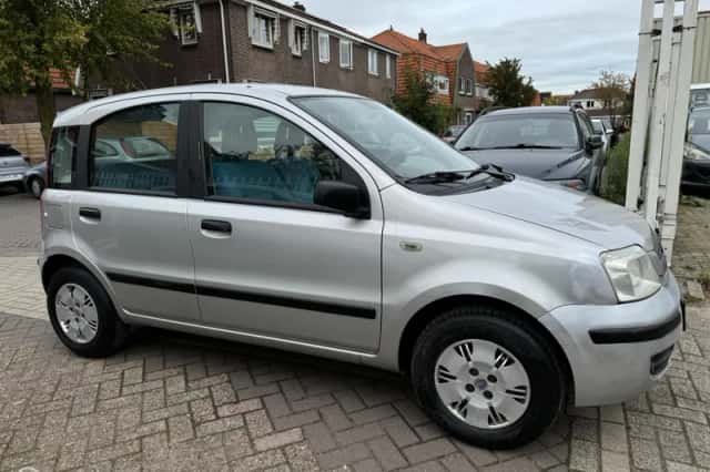 Fiat Panda (2004) thumbnail 3