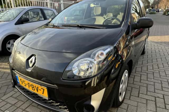 Renault Twingo (2011) thumbnail 1