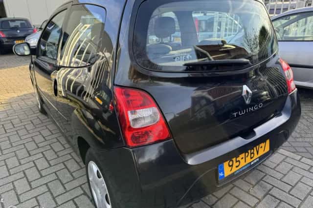 Renault Twingo (2011) thumbnail 5