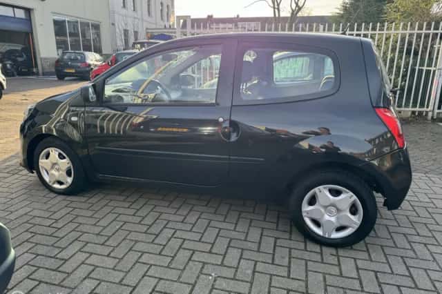 Renault Twingo (2011) thumbnail 6