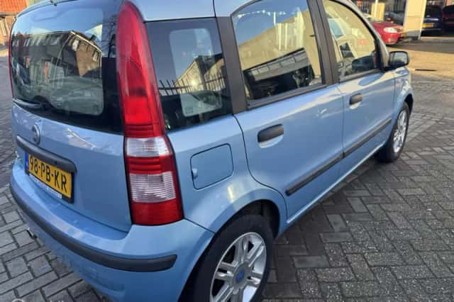 Fiat Panda (2004) thumbnail 2