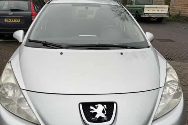 Peugeot 207 (2009) thumbnail 3