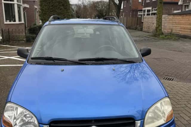 Suzuki Ignis (2002) thumbnail 1