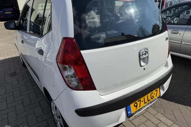 Hyundai i10 (2010) thumbnail 4