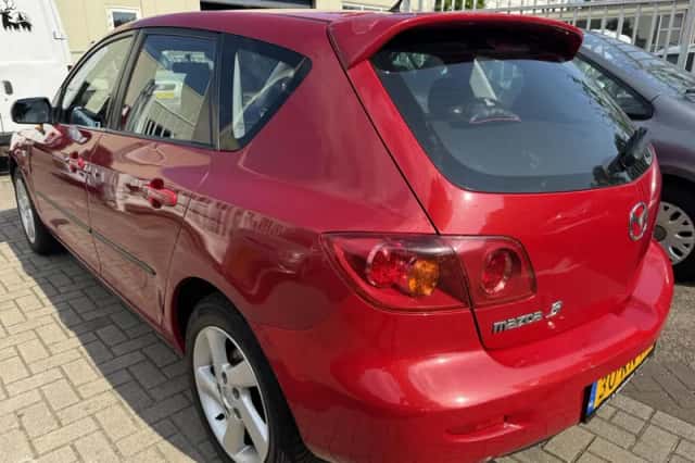 Mazda 3 (2005) thumbnail 4