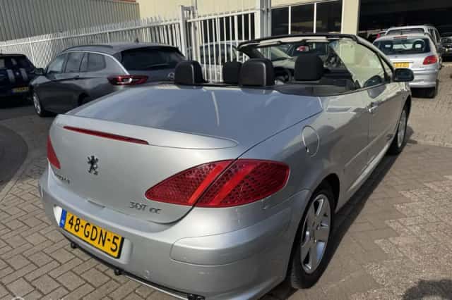 Peugeot 307 (2005) thumbnail 5
