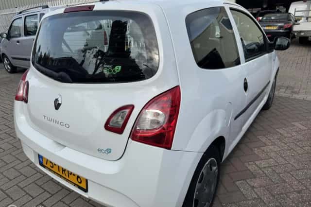 Renault Twingo (2012) thumbnail 5