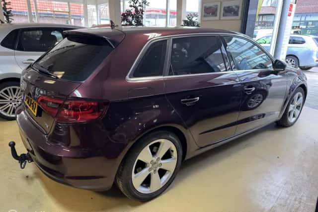 Audi A3 (2013) thumbnail 3