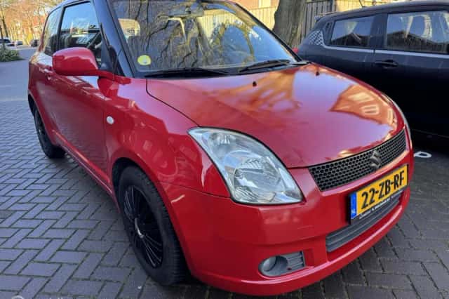 Suzuki Swift (2007) thumbnail 2
