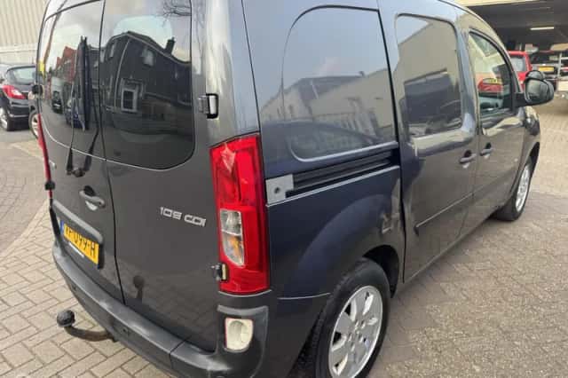 Mercedes-Benz Citan (2013) thumbnail 4