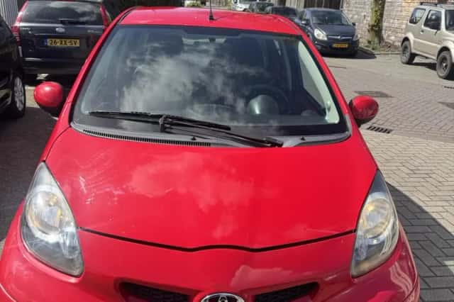 Toyota Aygo (2010) thumbnail 3