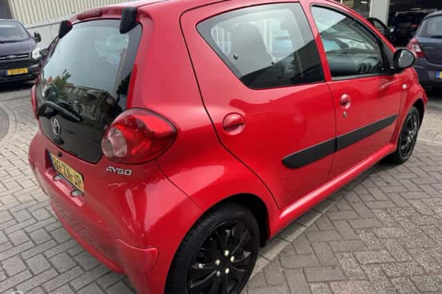 Toyota Aygo (2008) thumbnail 4