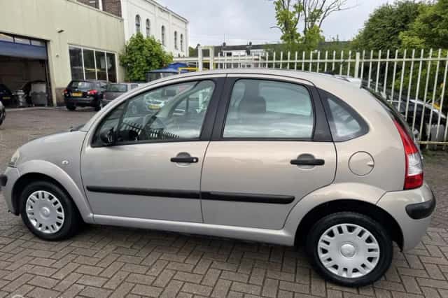 Citroën C3 (2006) thumbnail 6