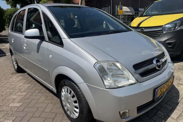 Opel Meriva (2006) thumbnail 3